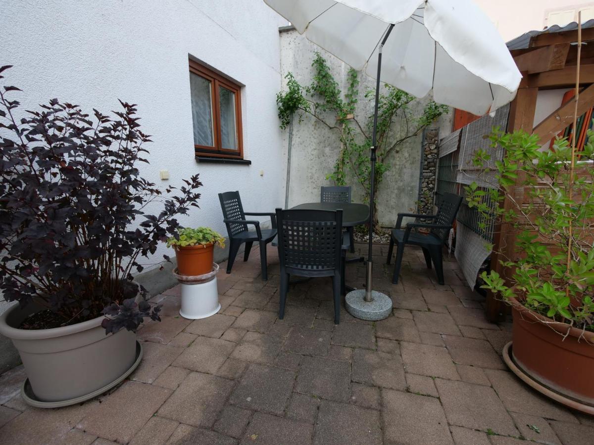 Fachwerkhaus in ruhiger Altstadt by Rabe - free Netflix&eigene Terrasse Karlsruhe Exterior foto